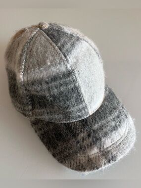 Fuzzy Gray Plaid Baseball Cap